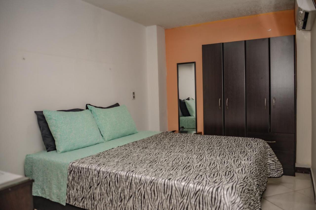 Calle 8 Suites Medellín Exteriér fotografie