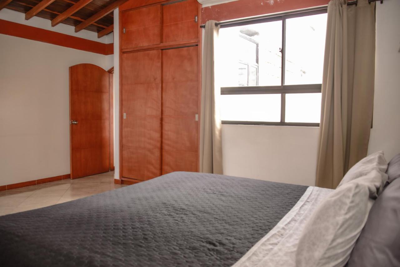 Calle 8 Suites Medellín Exteriér fotografie