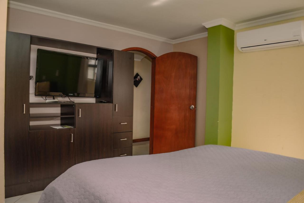 Calle 8 Suites Medellín Exteriér fotografie